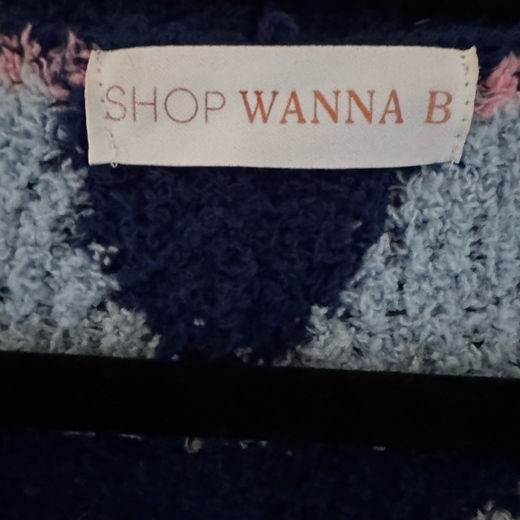 Wanna B Size S Blue and Pink Aztec Patterned Women's Sweater - Picture 3 of 5